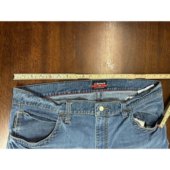 Bulwark FR Boot Cut Jeans Men 38x32 Workwear Flame Resistant CAT2 Stains Cowboy - Picture 6 of 13
